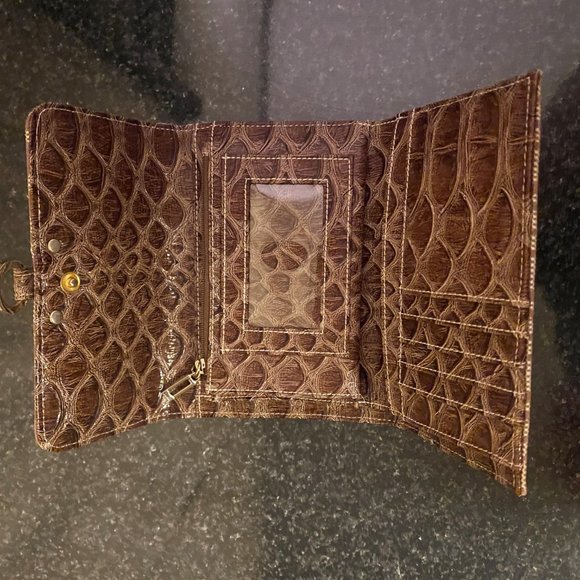 Guess Wallet - Picture 4 of 5